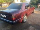 Mercedes-Benz E-Класс 1990 года