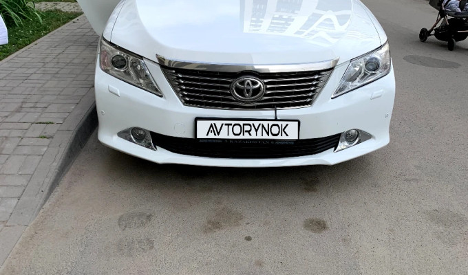 Toyota Camry 2013 года