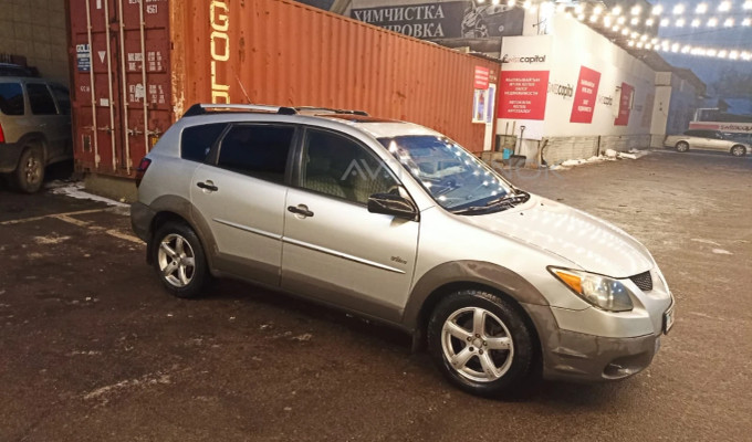 Pontiac Vibe 2004 года