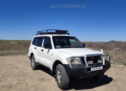 Mitsubishi Pajero 2003 года