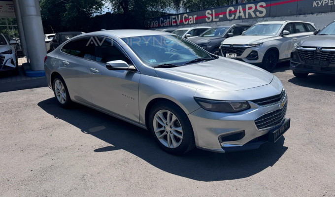 Chevrolet Malibu 2017 года