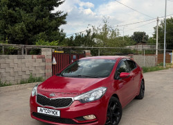 Kia Cerato 2013 года