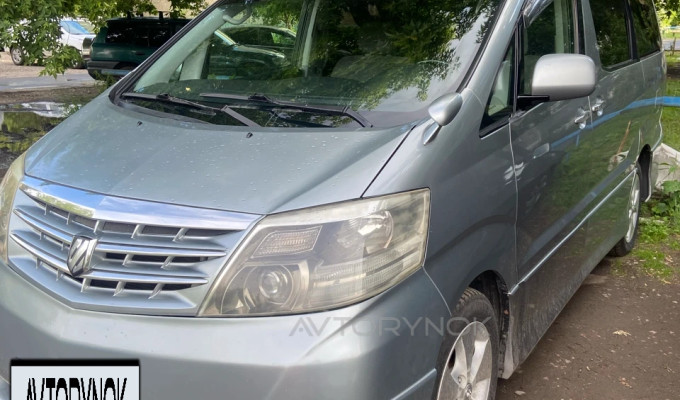 Toyota Alphard 2004 года