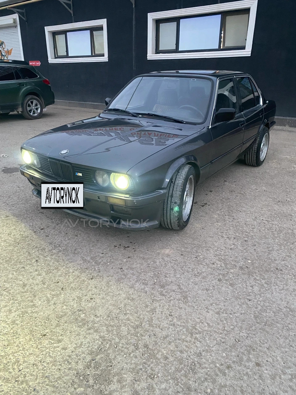 BMW 3 Series, 1988