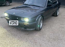 BMW 3 серия 1988 года