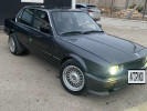 BMW 3 серия 1988 года