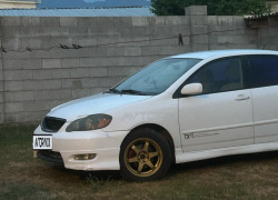 Toyota Corolla 2004 года