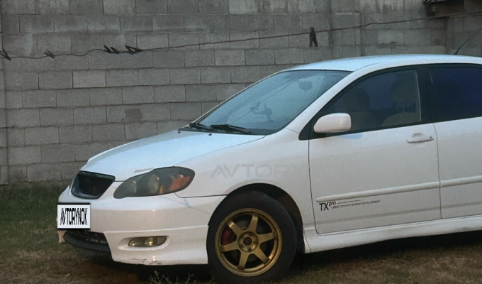 Toyota Corolla 2004 года