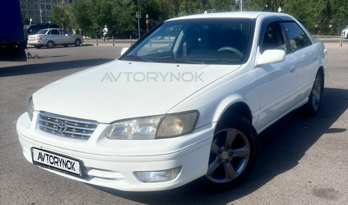 Toyota Camry 1999 года