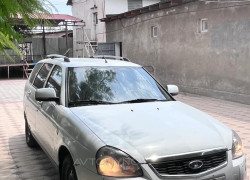 ВАЗ (Lada) Priora 2013 года