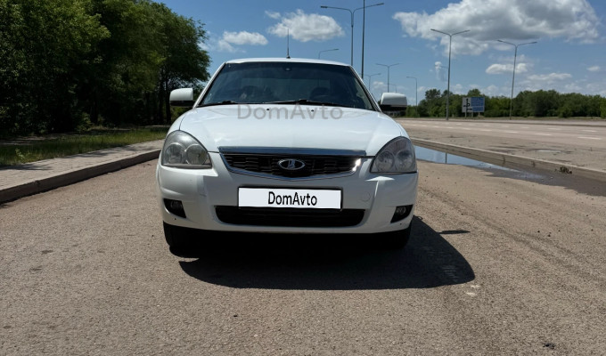 ВАЗ (Lada) Priora 2014 года