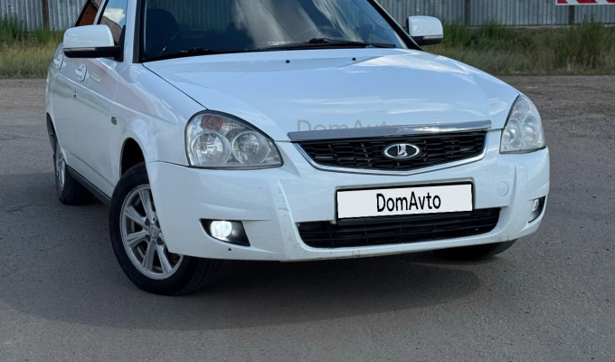 ВАЗ (Lada) Priora 2014 года