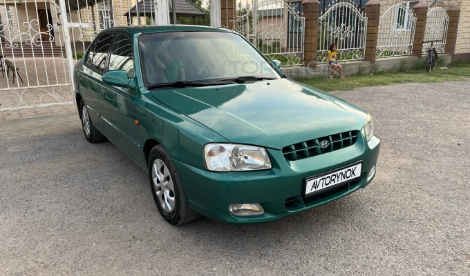 Hyundai Accent 2001 года