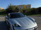 Porsche Taycan 2021 года