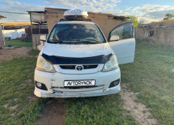 Toyota Ipsum 2005 года