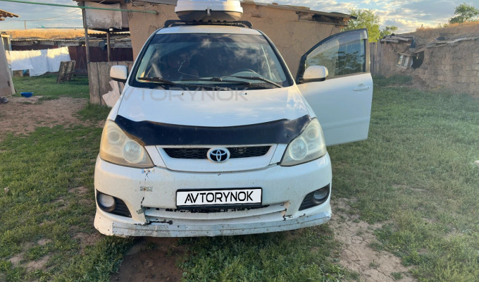 Toyota Ipsum 2005 года