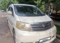 Toyota Alphard 2005 года