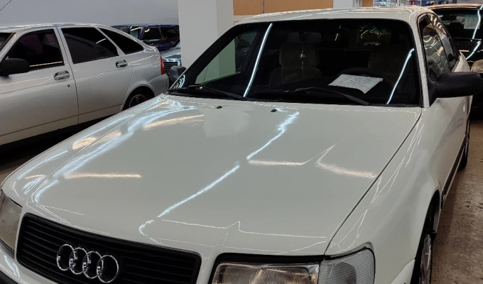Audi 100 1992 года
