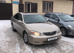 Toyota Camry 2002 года