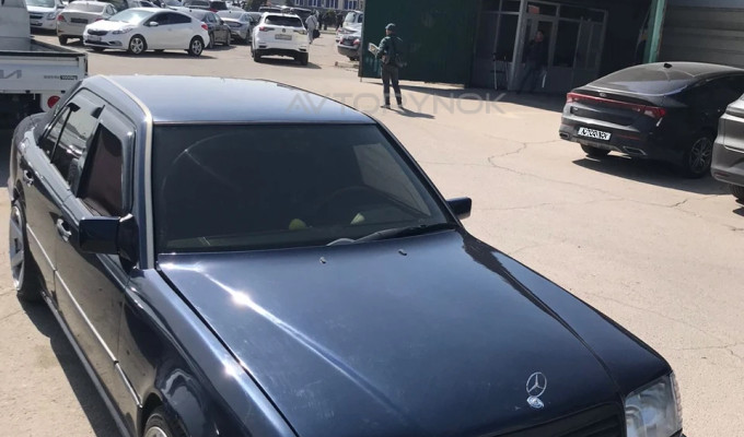 Mercedes-Benz E-Класс 1994 года