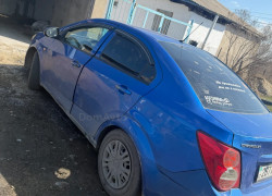 Chevrolet Aveo 2012 года