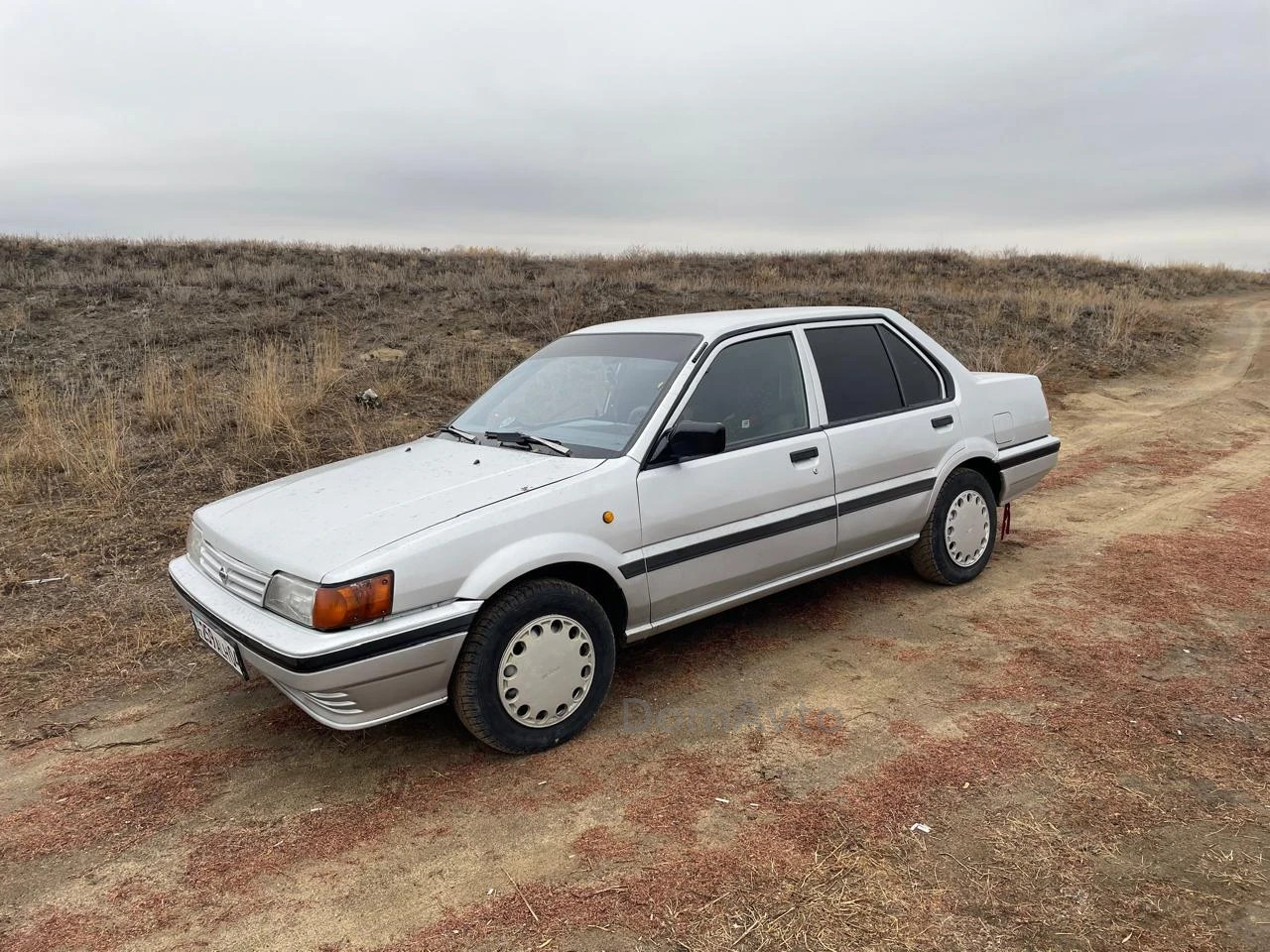 Nissan Sunny, 1987