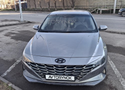 Hyundai Elantra 2021 года