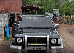 Mitsubishi Pajero 1992 года