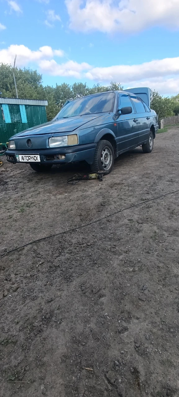 Volkswagen Passat, 1988