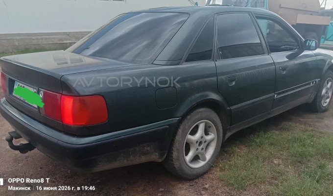 Audi 100 1992 года
