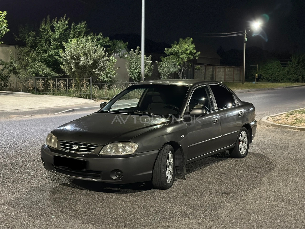 Kia Spectra, 2005