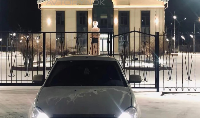 ВАЗ (Lada) Priora 2012 года