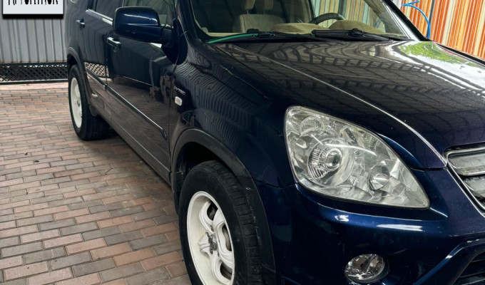 Honda CR-V 2005 года