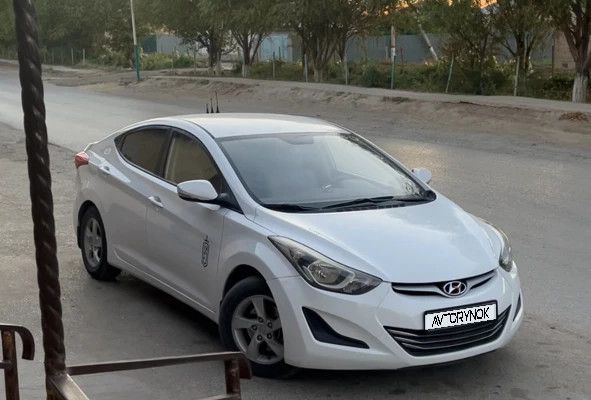 Hyundai Elantra 2014 года