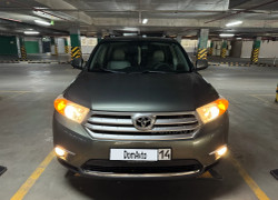 Toyota Highlander 2013 года