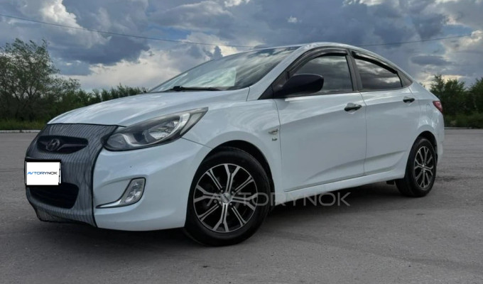 Hyundai Accent 2013 года