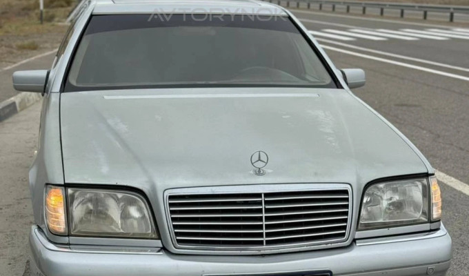 Mercedes-Benz S-Класс 1998 года