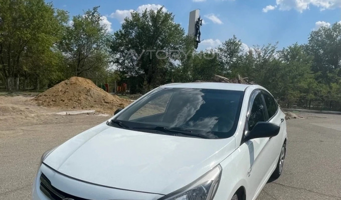 Hyundai Accent 2014 года
