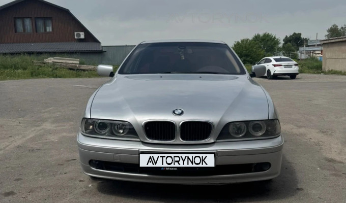 BMW 5 серия 1998 года