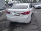 Hyundai Elantra 2012 года
