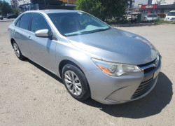 Toyota Camry 2016 года