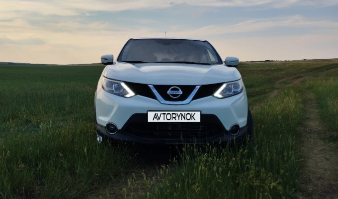 Nissan Qashqai 2015 года