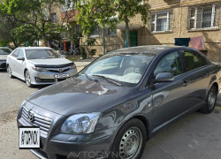 Toyota Avensis 2005 года