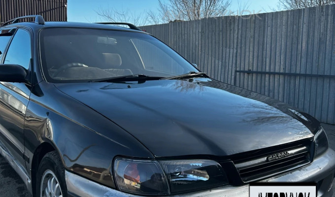 Toyota Caldina 1996 года