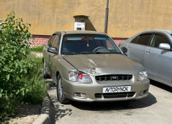 Hyundai Accent 2003 года