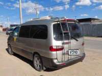 Hyundai Starex 2003 года
