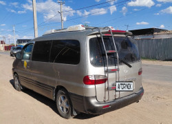 Hyundai Starex 2003 года