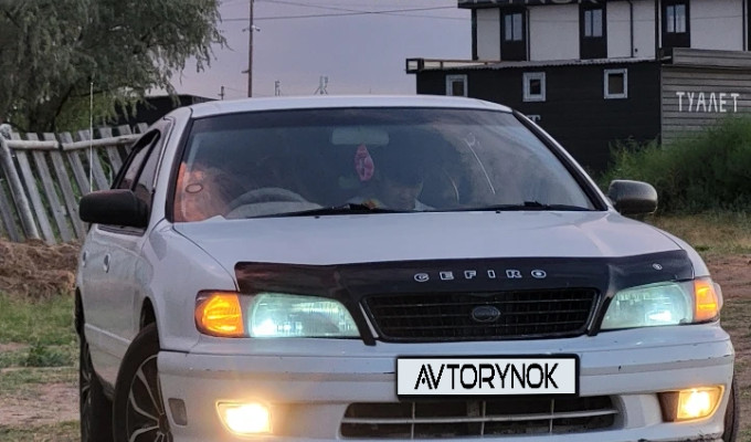 Nissan Cefiro 1994 года