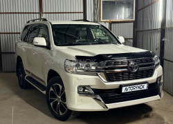 Toyota Land Cruiser 2020 года
