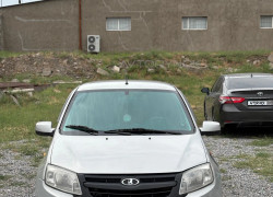 ВАЗ (Lada) Granta 2013 года